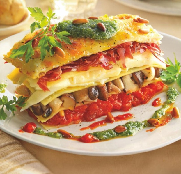 Lasaña de queso, setas y jamón