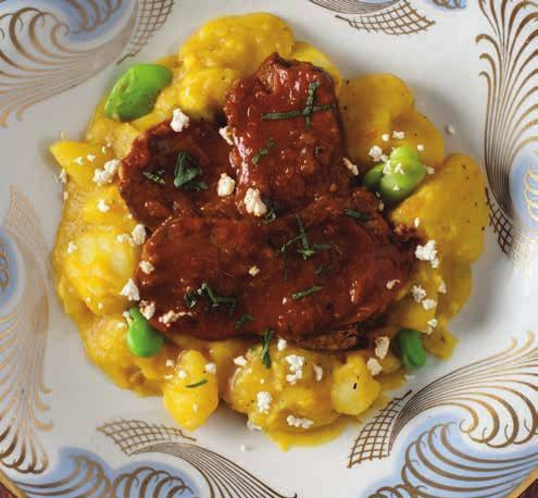 Lengua al Plato con Ajiaco de Papa